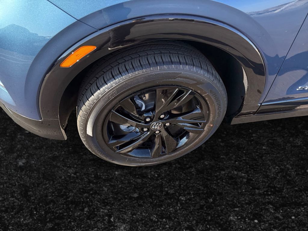 Certified 2026 Buick Encore GX Sport Touring w/ Comfort Package image 9