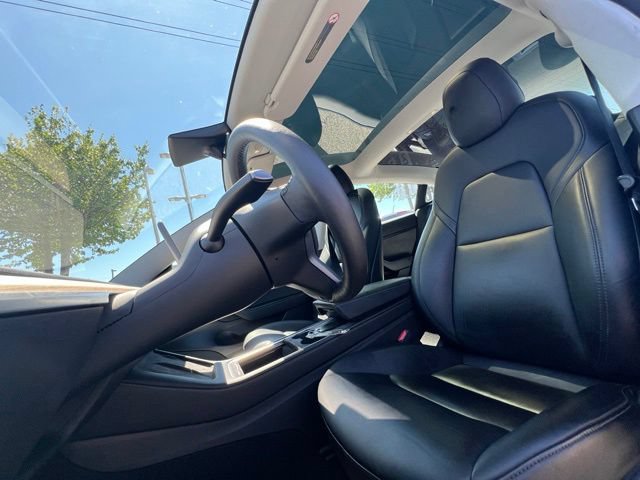 Used 2021 Tesla Model 3 Standard Range Plus RWD image 18
