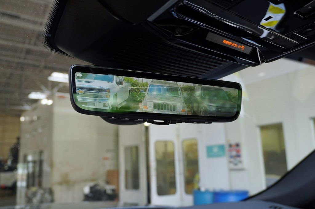 Used 2025 Land Rover Range Rover Sport Dynamic SE image 19