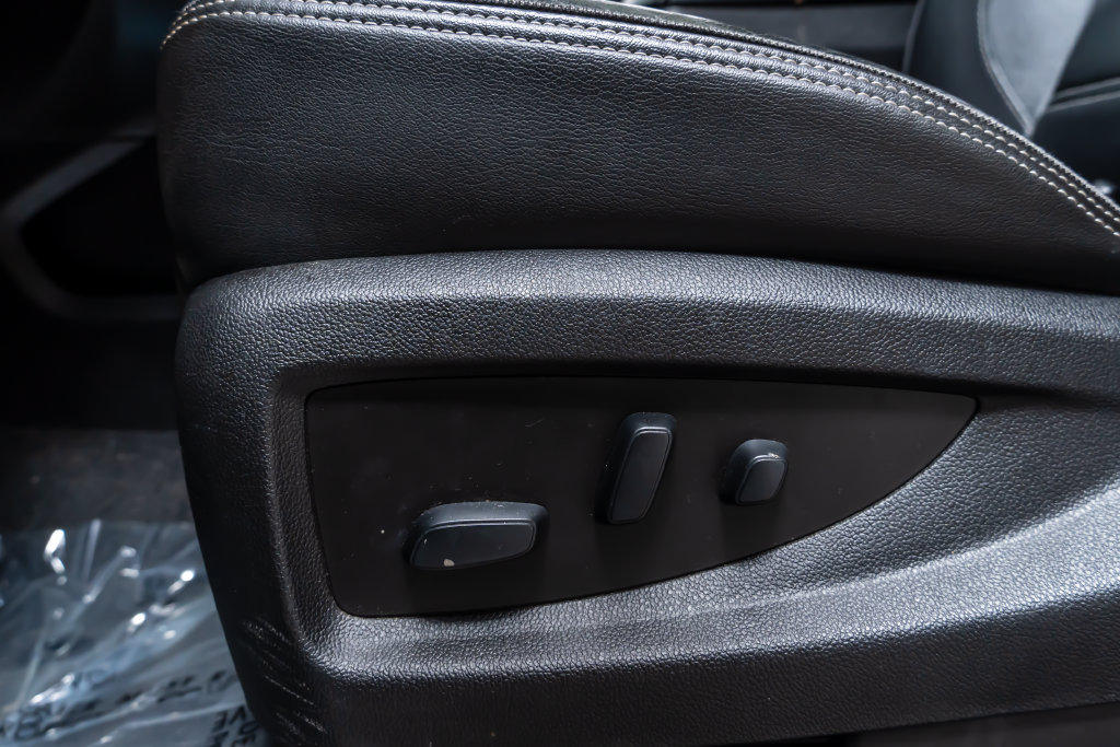 Used 2019 GMC Yukon Denali AWD/4WD image 26