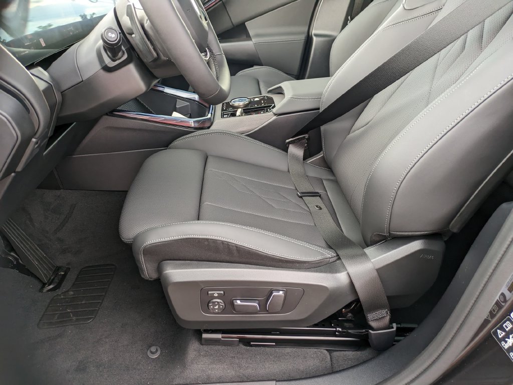 New 2025 BMW X3 xDrive30i AWD/4WD image 12