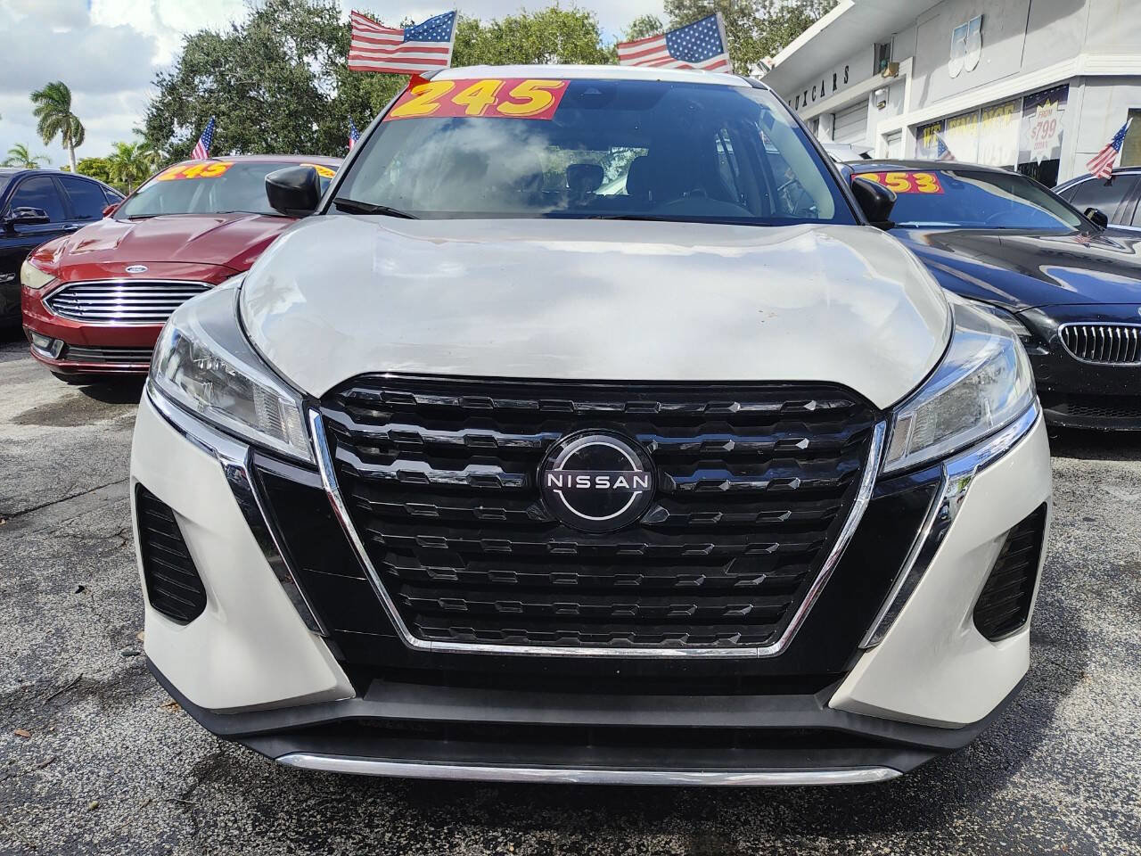 Used 2022 Nissan Kicks S FWD image 16