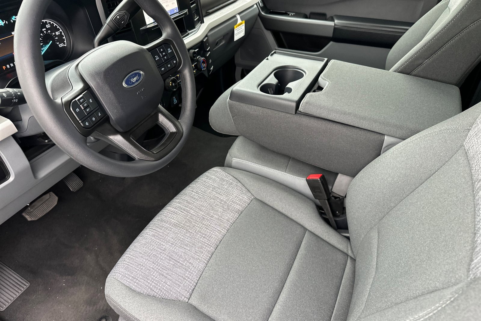 New 2025 Ford F250 XLT w/ 360-Degree Camera Package image 10