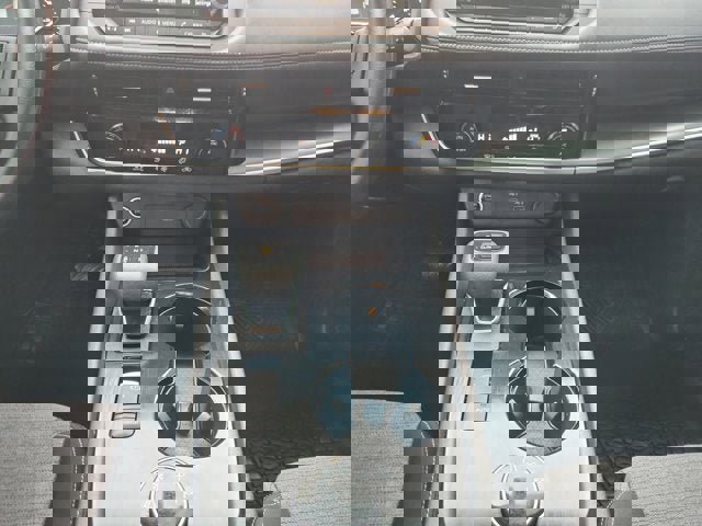 Used 2021 Nissan Rogue SV image 11