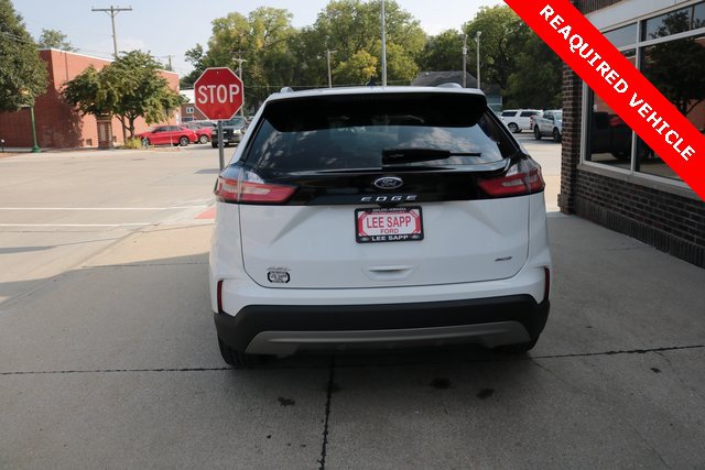 Used 2022 Ford Edge SEL w/ Convenience Package image 14