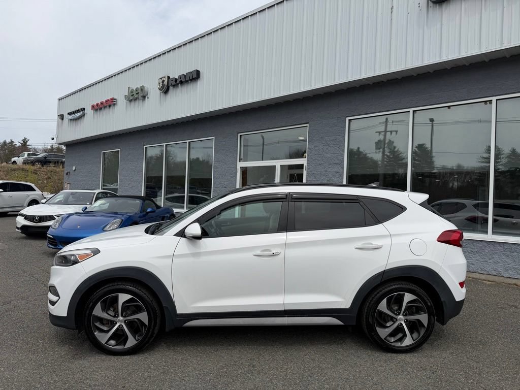 Used 2019 Hyundai Tucson Value w/ Cargo Package AWD/4WD image 3