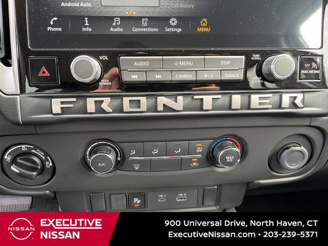 Used 2025 Nissan Frontier SV image 17