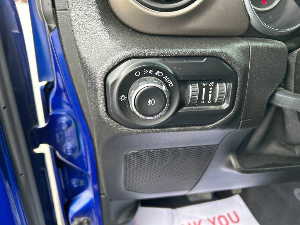Used 2018 Jeep Wrangler Unlimited Sport S image 23