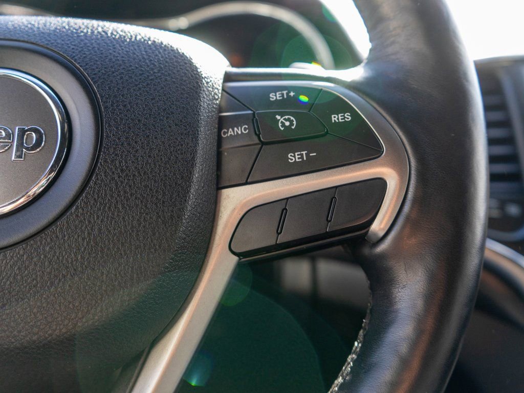Used 2017 Jeep Grand Cherokee Altitude image 20