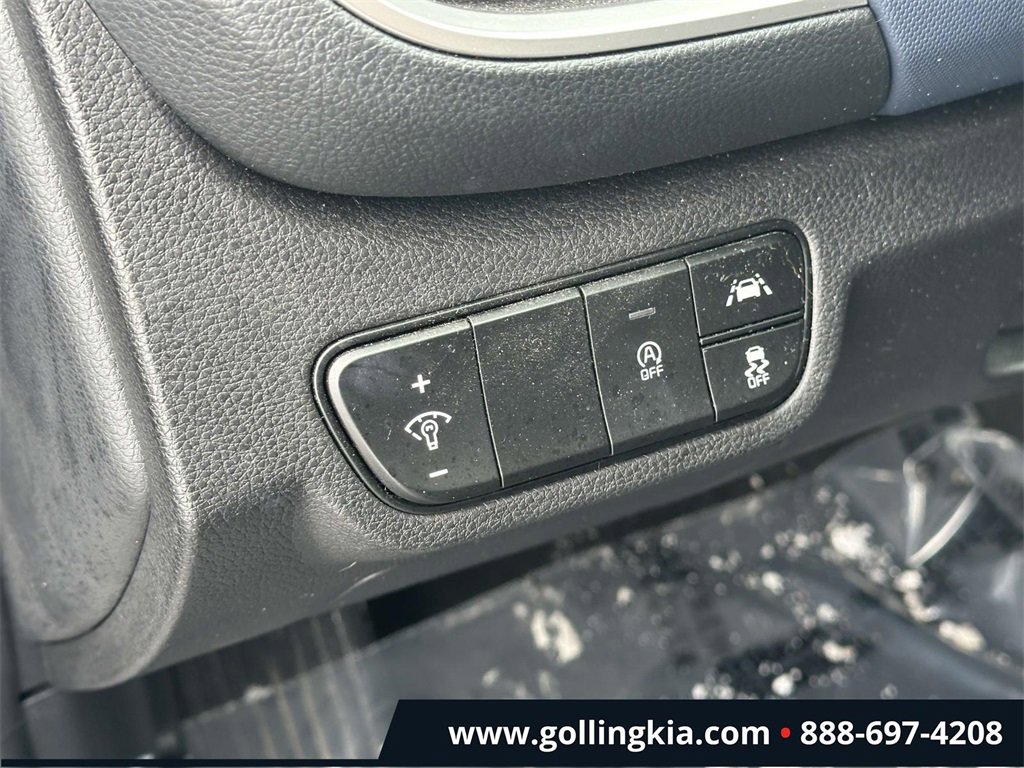 Certified 2022 Kia Seltos S image 18