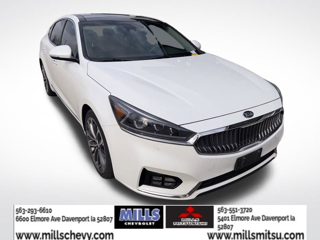 Used 2019 Kia Cadenza Technology image 2
