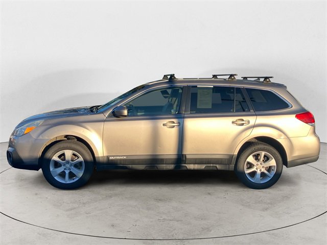 Used 2014 Subaru Outback 2.5i Premium image 2