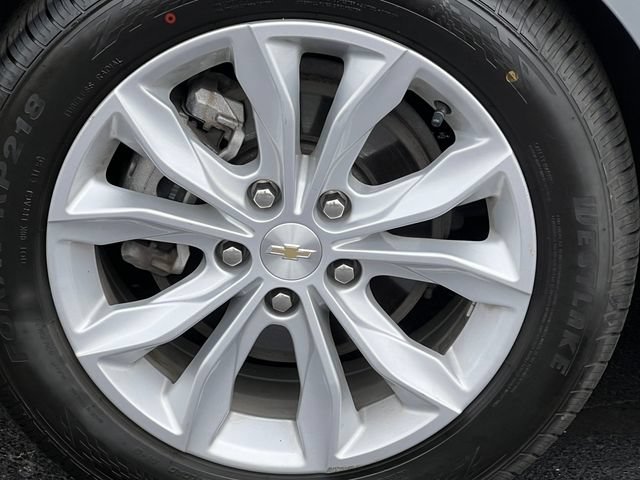 Used 2025 Chevrolet Malibu LT FWD image 6