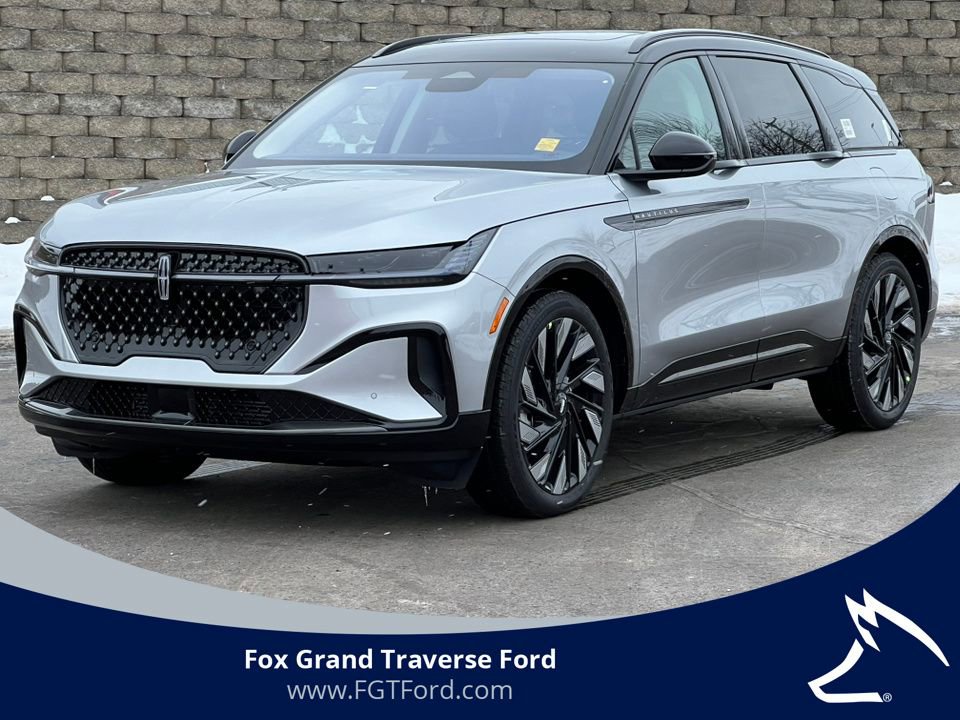 New 2026 Lincoln Nautilus Reserve w/ Jet Appearance Package AWD/4WD image 1