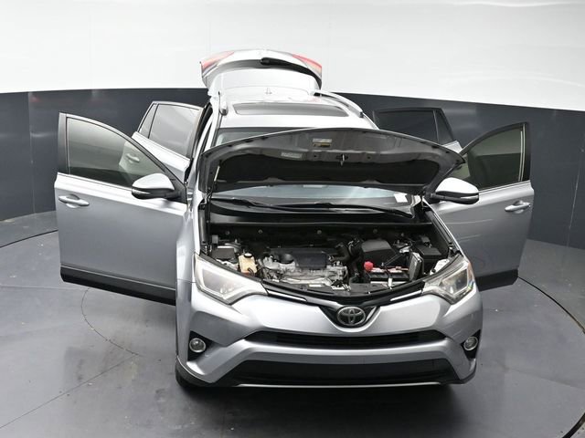 Used 2018 Toyota RAV4 XLE image 43
