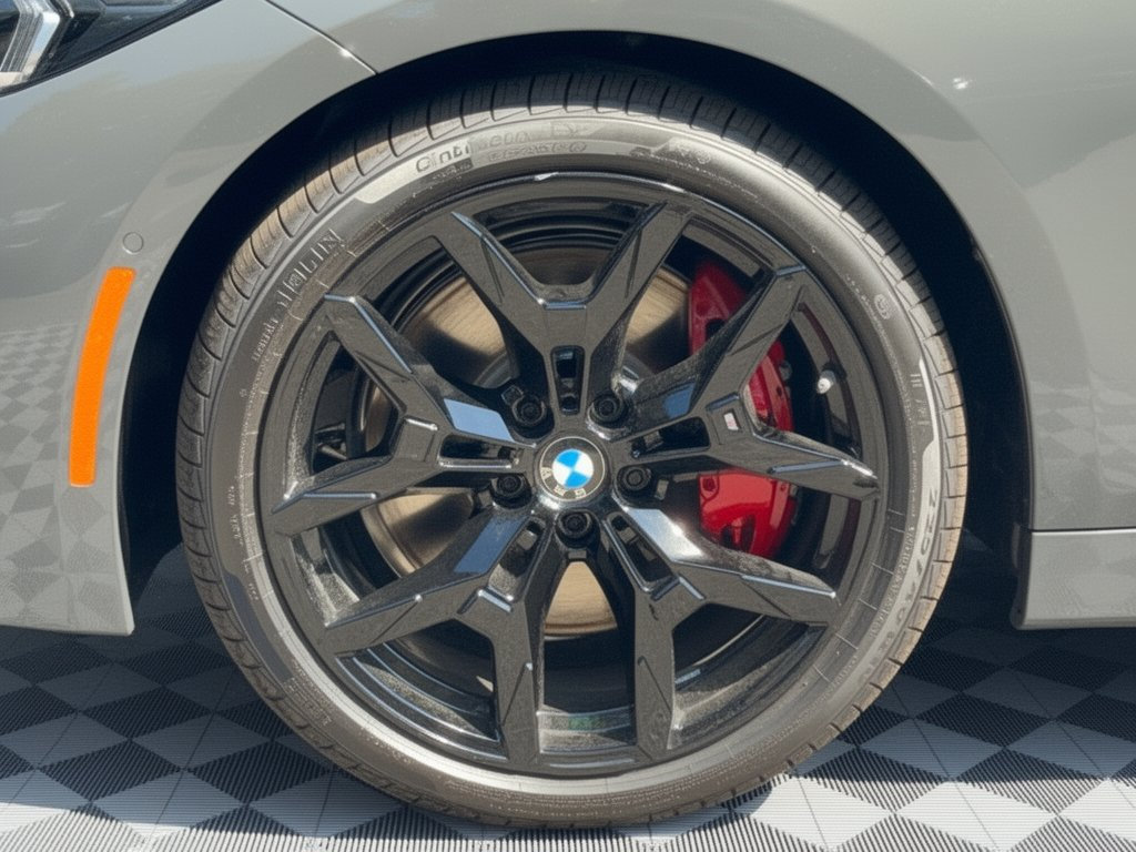 New 2026 BMW 330i xDrive Sedan w/ M Sport Package AWD/4WD image 13
