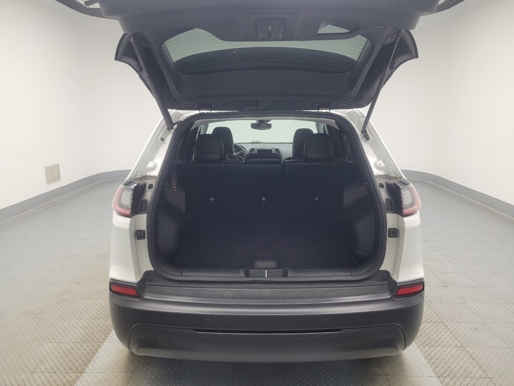 Used 2023 Jeep Cherokee Altitude Lux image 29