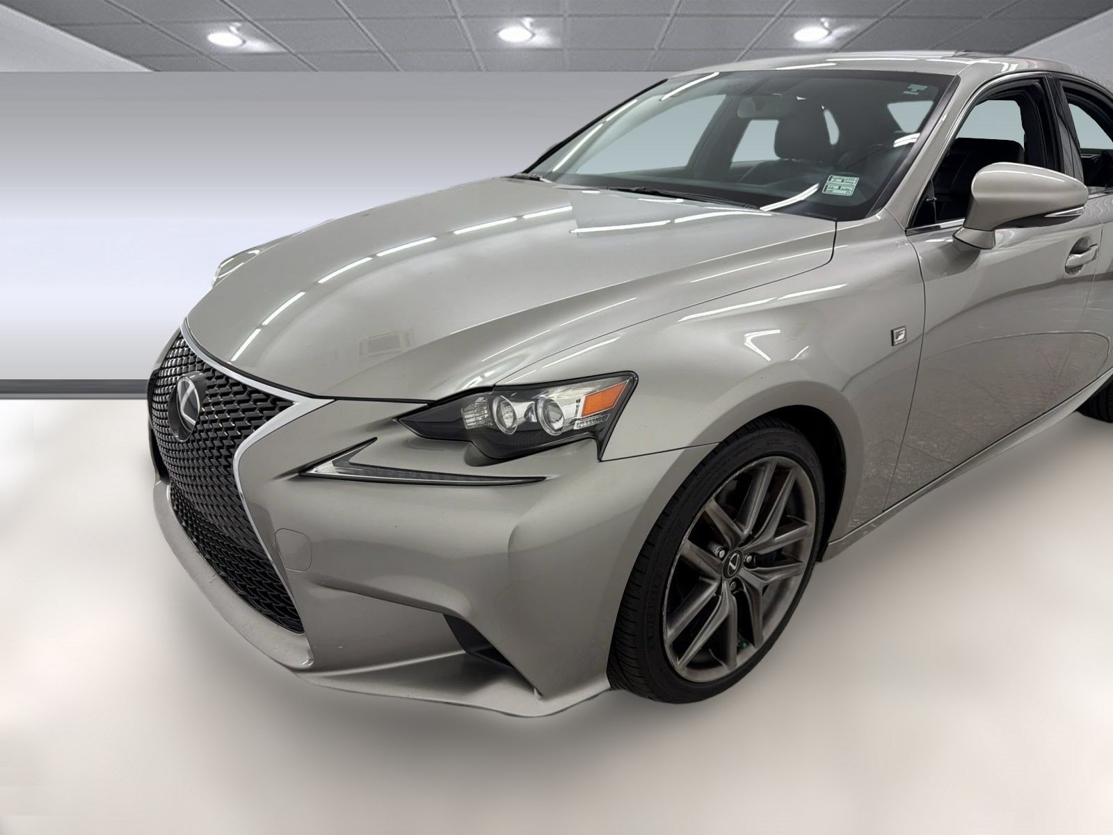 Used 2016 Lexus IS 200t w/ F Sport Package RWD image 31