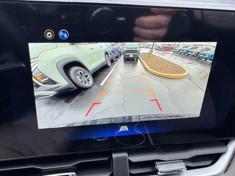 New 2026 Chevrolet Equinox LT w/ Convenience Package II image 16