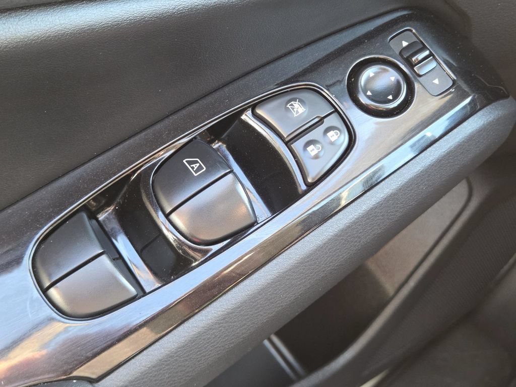 Used 2023 Nissan Altima 2.5 SV FWD image 21