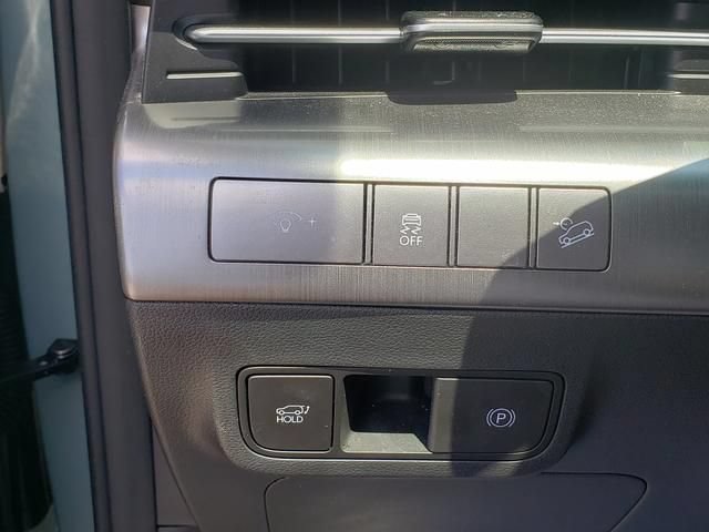 Used 2024 Hyundai Kona Limited AWD/4WD image 28
