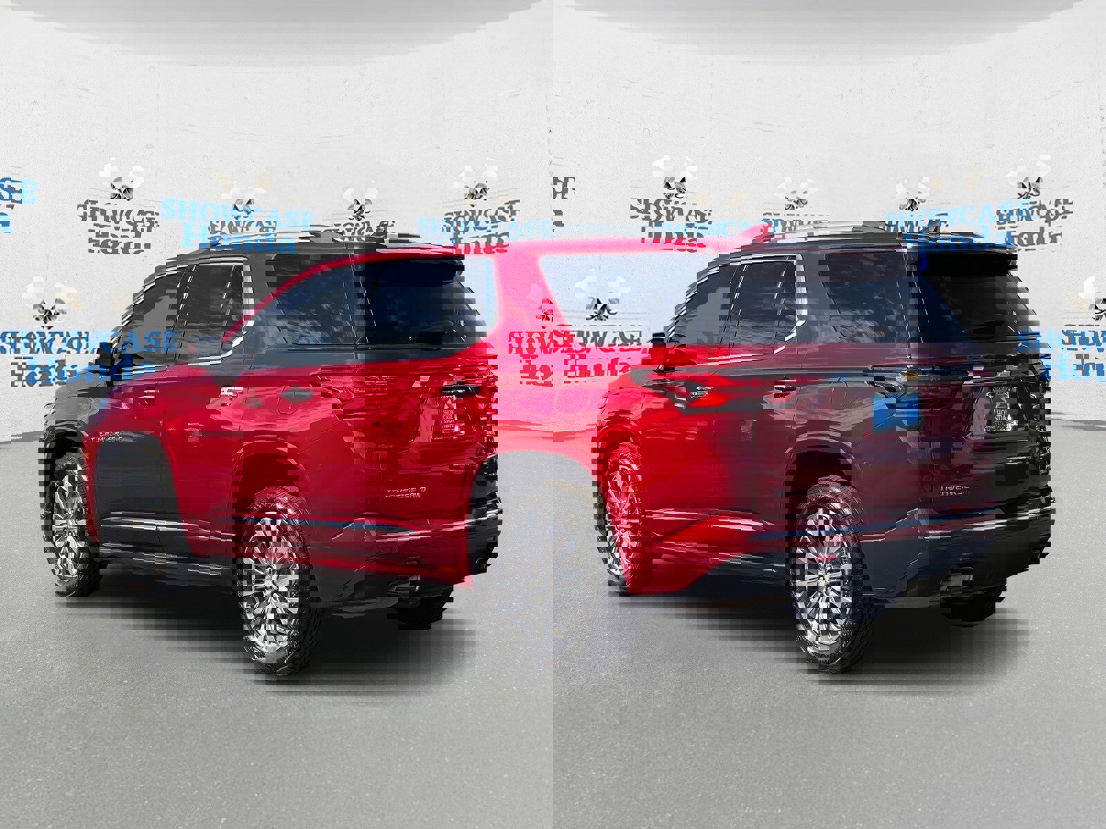 Used 2022 Chevrolet Traverse Premier w/ LPO, 'HIT The Road' Package image 5