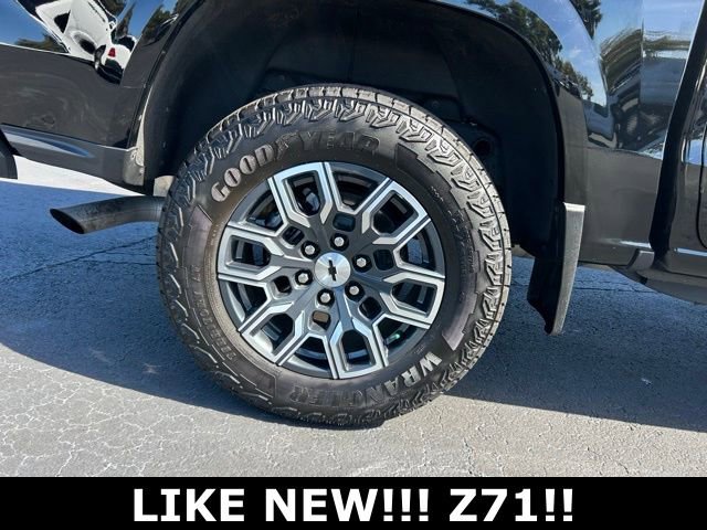 Used 2025 Chevrolet Colorado Z71 image 7