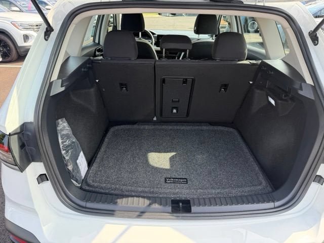 Certified 2025 Volkswagen Taos S AWD/4WD image 24