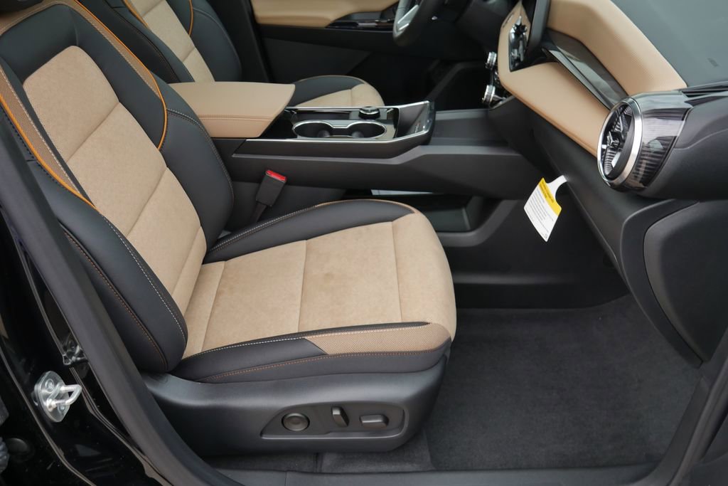 New 2026 Chevrolet Equinox ACTIV image 21