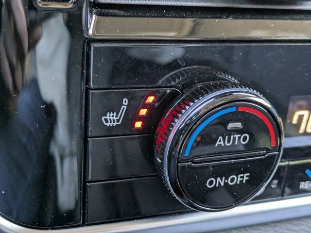 Used 2025 Nissan Rogue SL w/ SL Premium Package FWD image 25