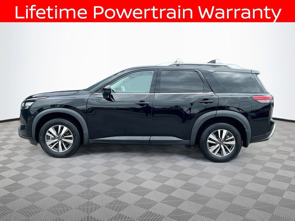 Used 2023 Nissan Pathfinder SL FWD image 8