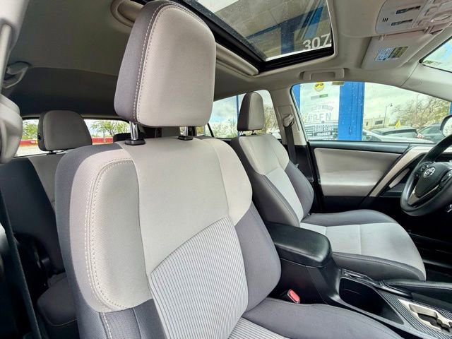 Used 2014 Toyota RAV4 XLE AWD/4WD image 24
