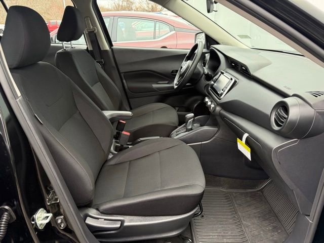 Used 2025 Nissan Kicks Play S FWD image 28