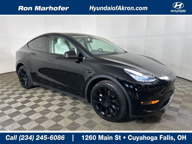 Used 2021 Tesla Model Y Long Range image 1