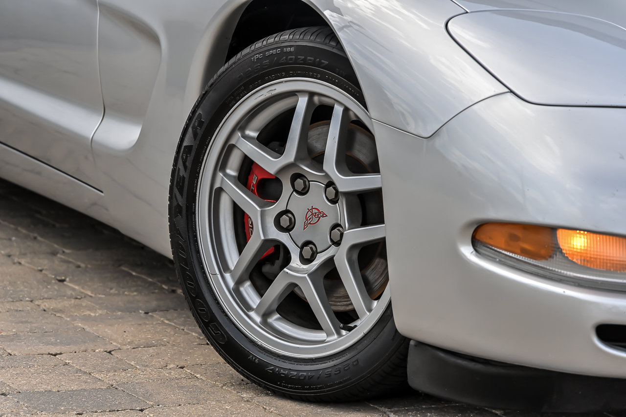 Used 2002 Chevrolet Corvette Z06 w/ Memory Pkg RWD image 3