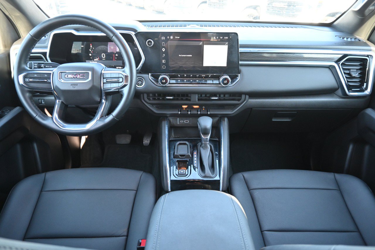 Used 2023 GMC Canyon Elevation w/ Elevation Premium Package RWD image 7