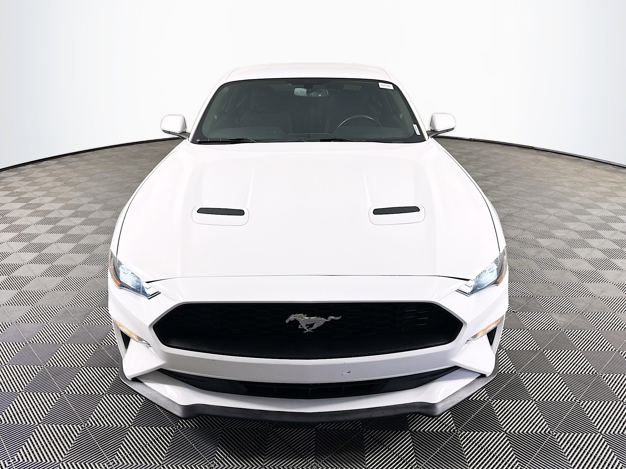 Used 2018 Ford Mustang GT RWD video 2