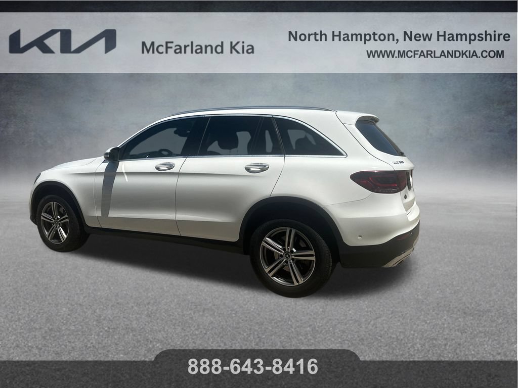 Used 2021 Mercedes-Benz GLC 300 4MATIC image 3