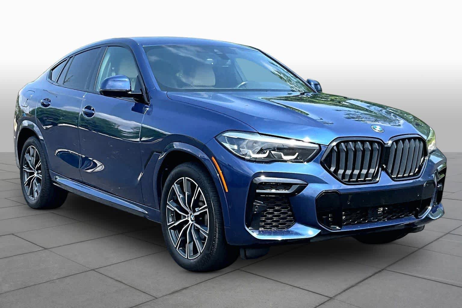 Used 2022 BMW X6 xDrive40i w/ M Sport Package AWD/4WD image 2