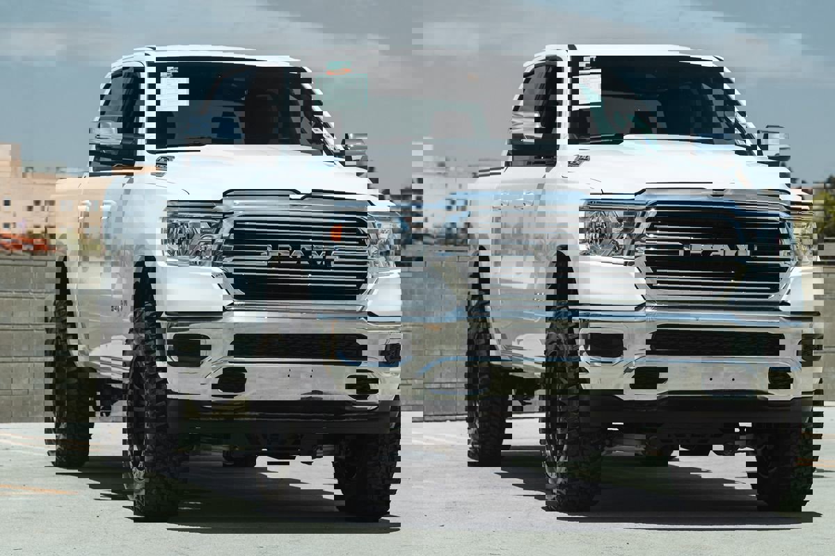 Used 2024 RAM 1500 Laramie image 10
