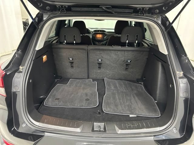 Certified 2023 Chevrolet TrailBlazer LT w/ Convenience Package AWD/4WD image 11