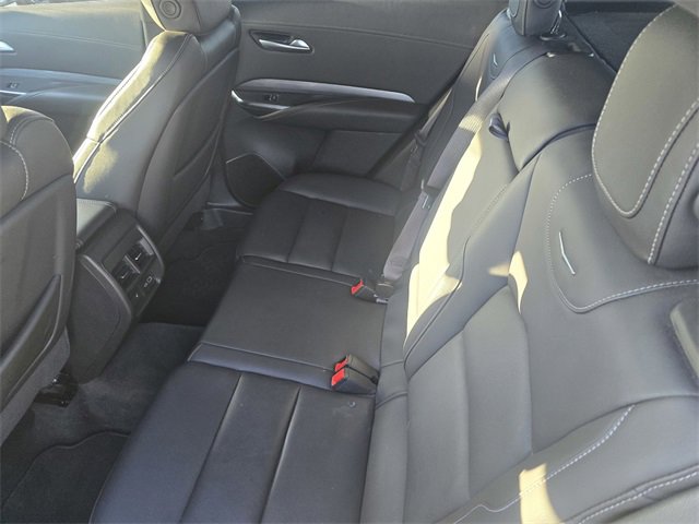Used 2025 Cadillac XT4 Premium Luxury image 19