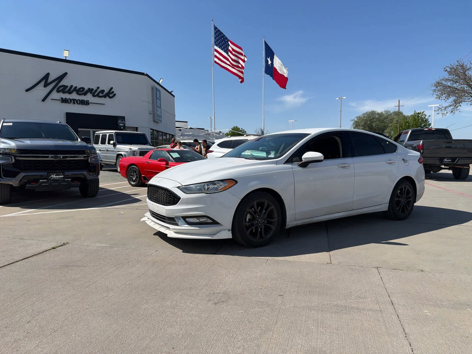 Used 2018 Ford Fusion SE w/ Equipment Group 201A image 1