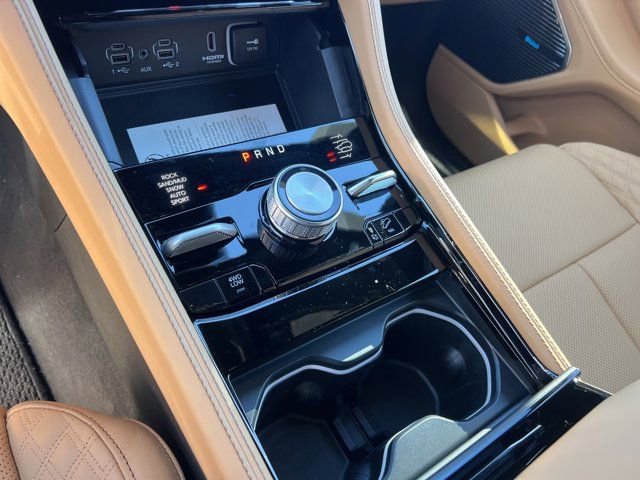 New 2025 Jeep Grand Cherokee Summit image 28