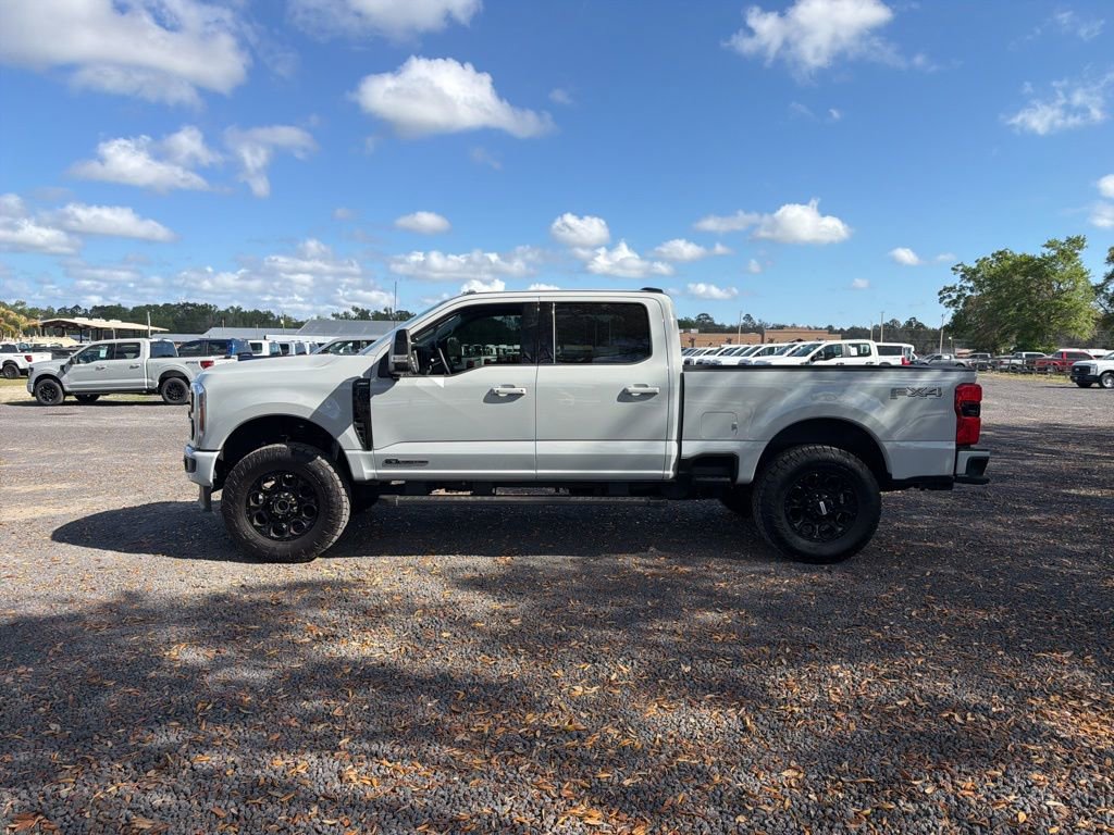 Used 2025 Ford F250 Lariat w/ Lariat Ultimate Package image 2