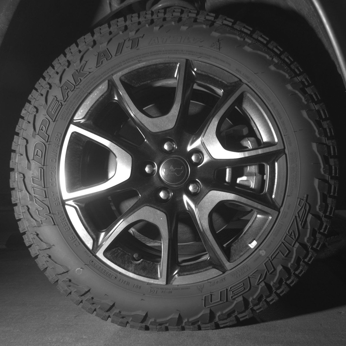 Used 2025 Jeep Compass Trailhawk image 10