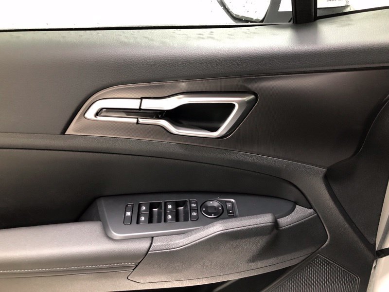 New 2026 Kia Sportage EX FWD image 20