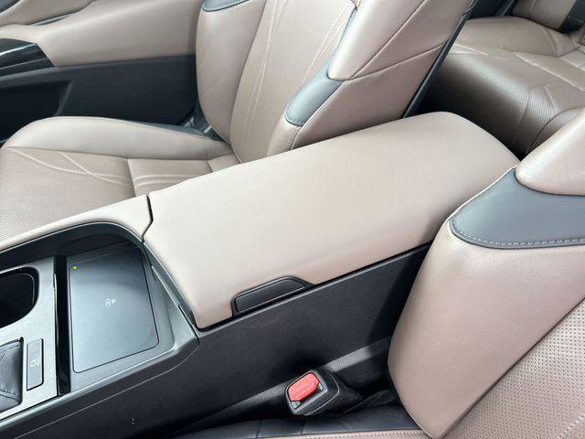 Certified 2023 Lexus ES 350 Ultra Luxury w/ Accessory Package (Z1) image 19