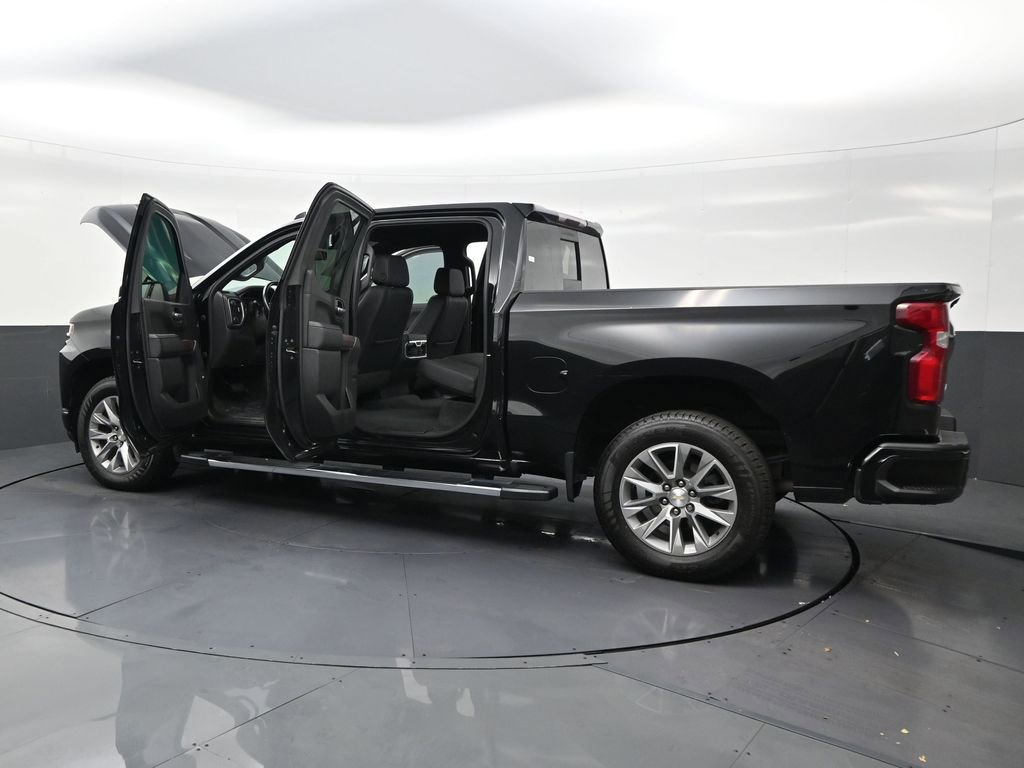 Used 2021 Chevrolet Silverado 1500 High Country image 31