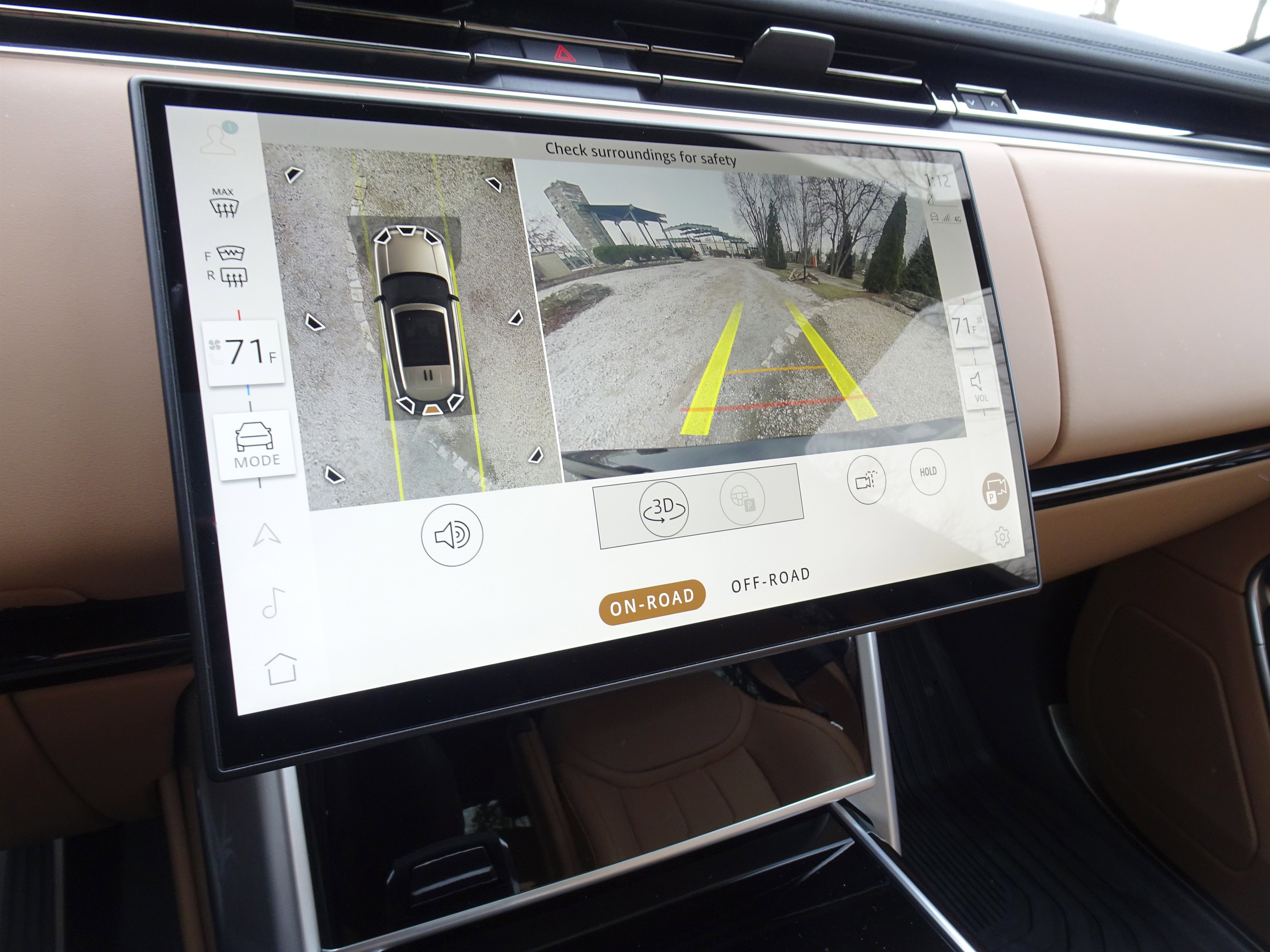 Certified 2024 Land Rover Range Rover SE image 4